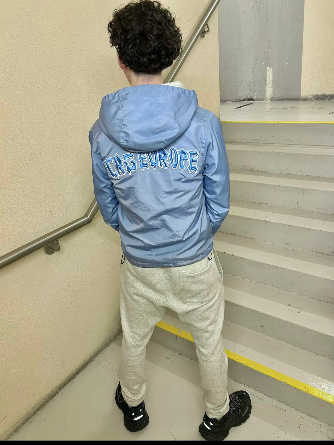 STEEL BLUE WINDBREAKER